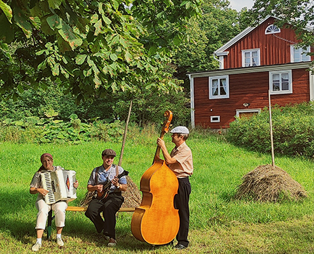 thumbssnail-paaage1sdesss2-d300x243